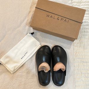 WAL & PAI Ogden Clog Black 38